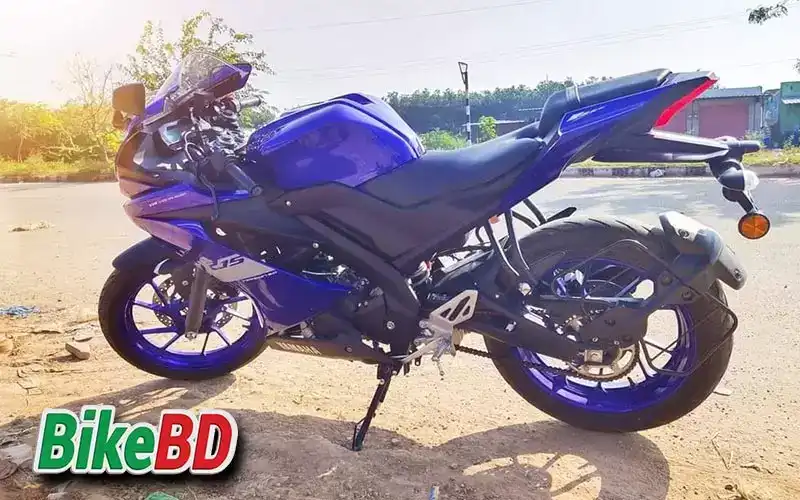 yamaha r15 v3 bike price